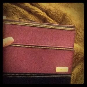 Ellen Tracy makeup bag